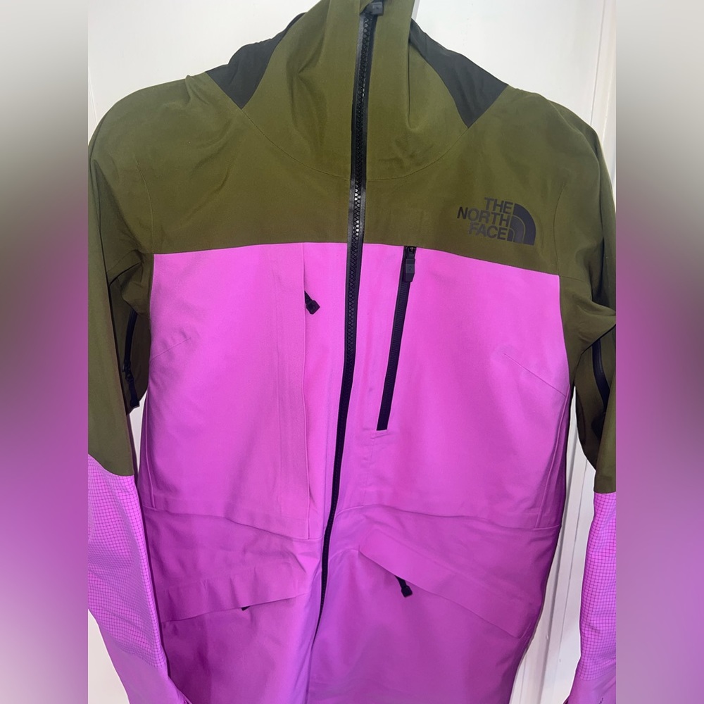 NWT The North Face Summit FUTURELIGHT Women's Jacket
